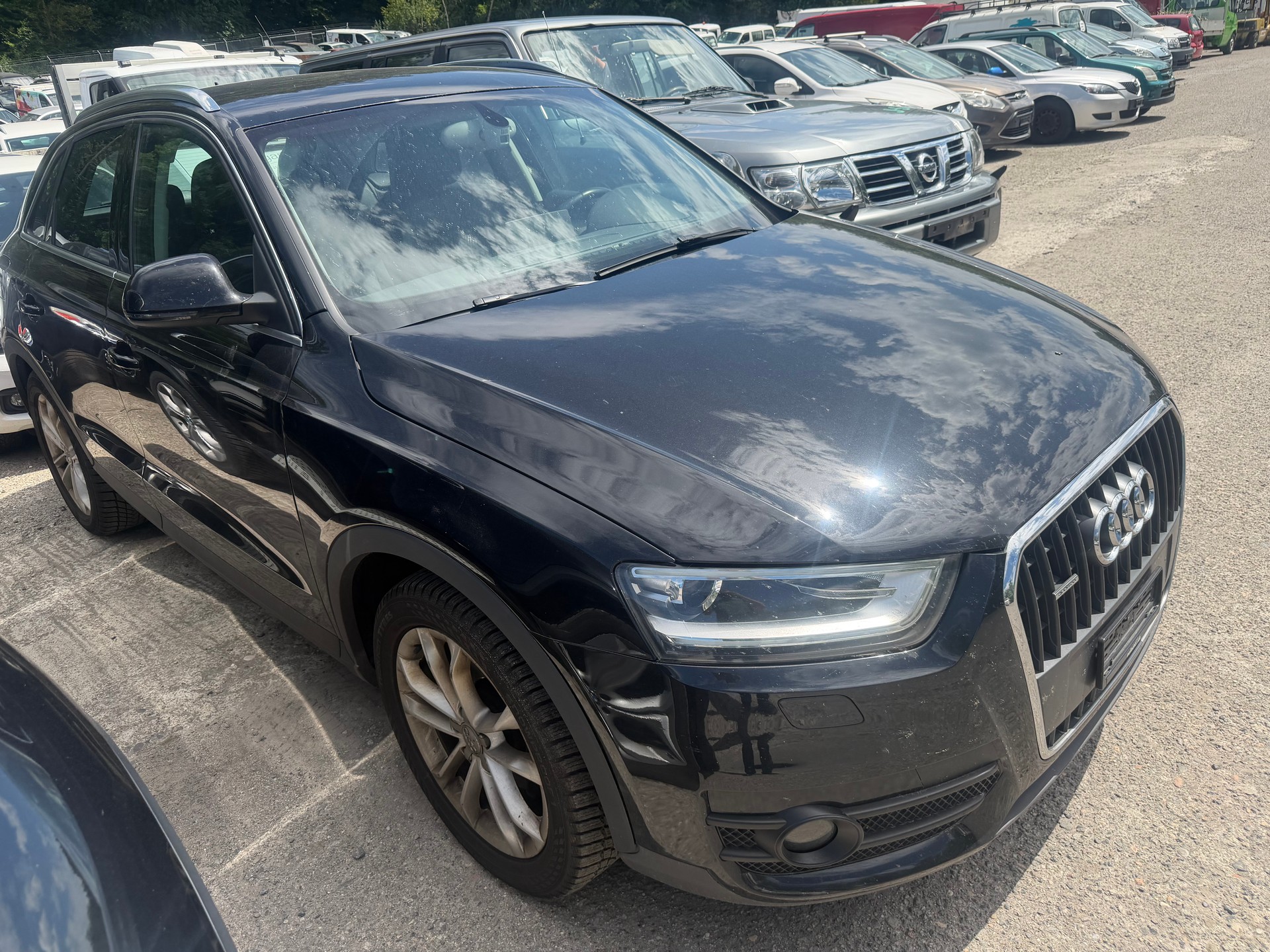 AUDI Q3 2.0 TFSI quattro S-tronic-image-1