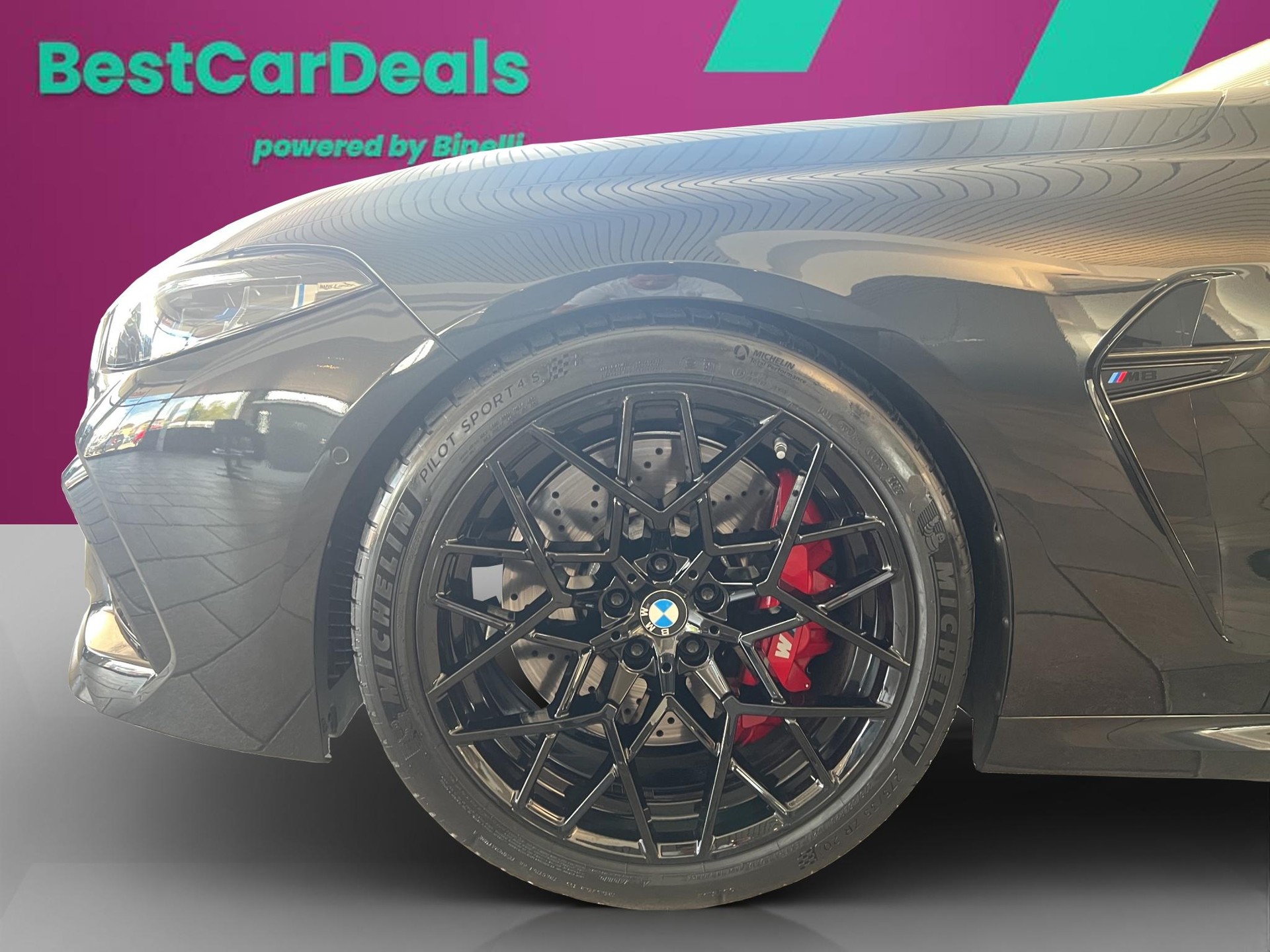 BMW M8 xDrive Competition Cabriolet-image-8