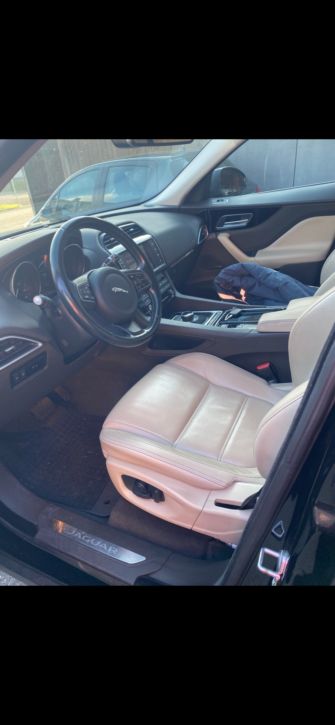 JAGUAR F-Pace 3.0 TD R-Sport AWD Automatik-image-4
