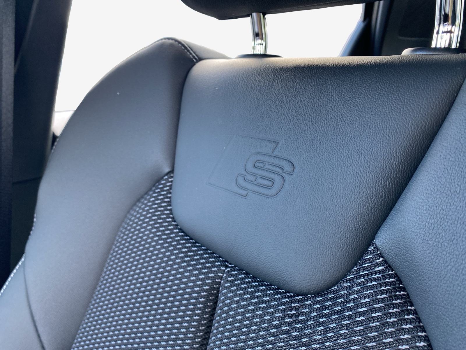 AUDI A1 Sportback 30 TFSI Attraction S-tronic-image-15