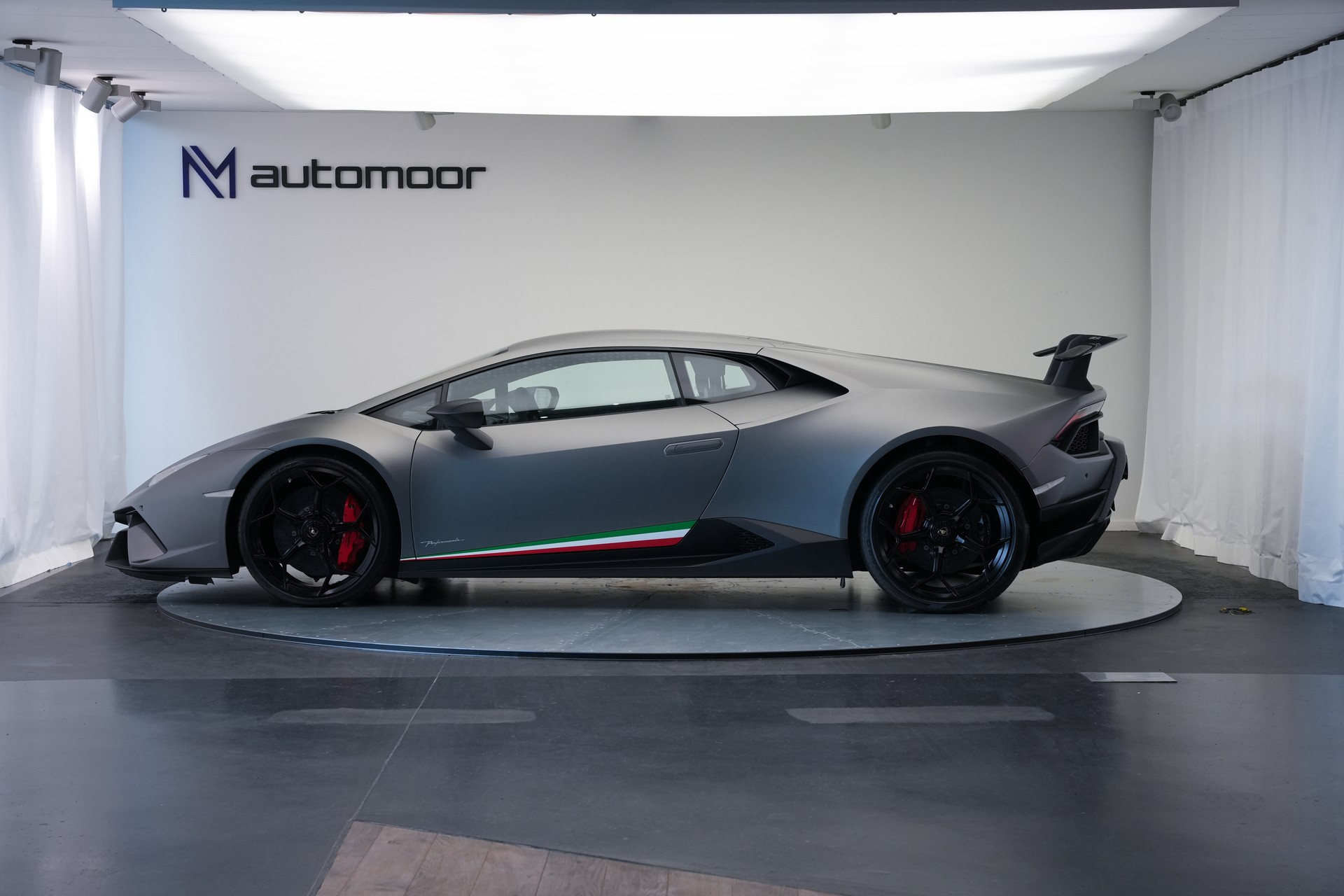 LAMBORGHINI Huracan LP640-4 Coupé Performante DCT *grigio titans* *Sensonum*-image-8