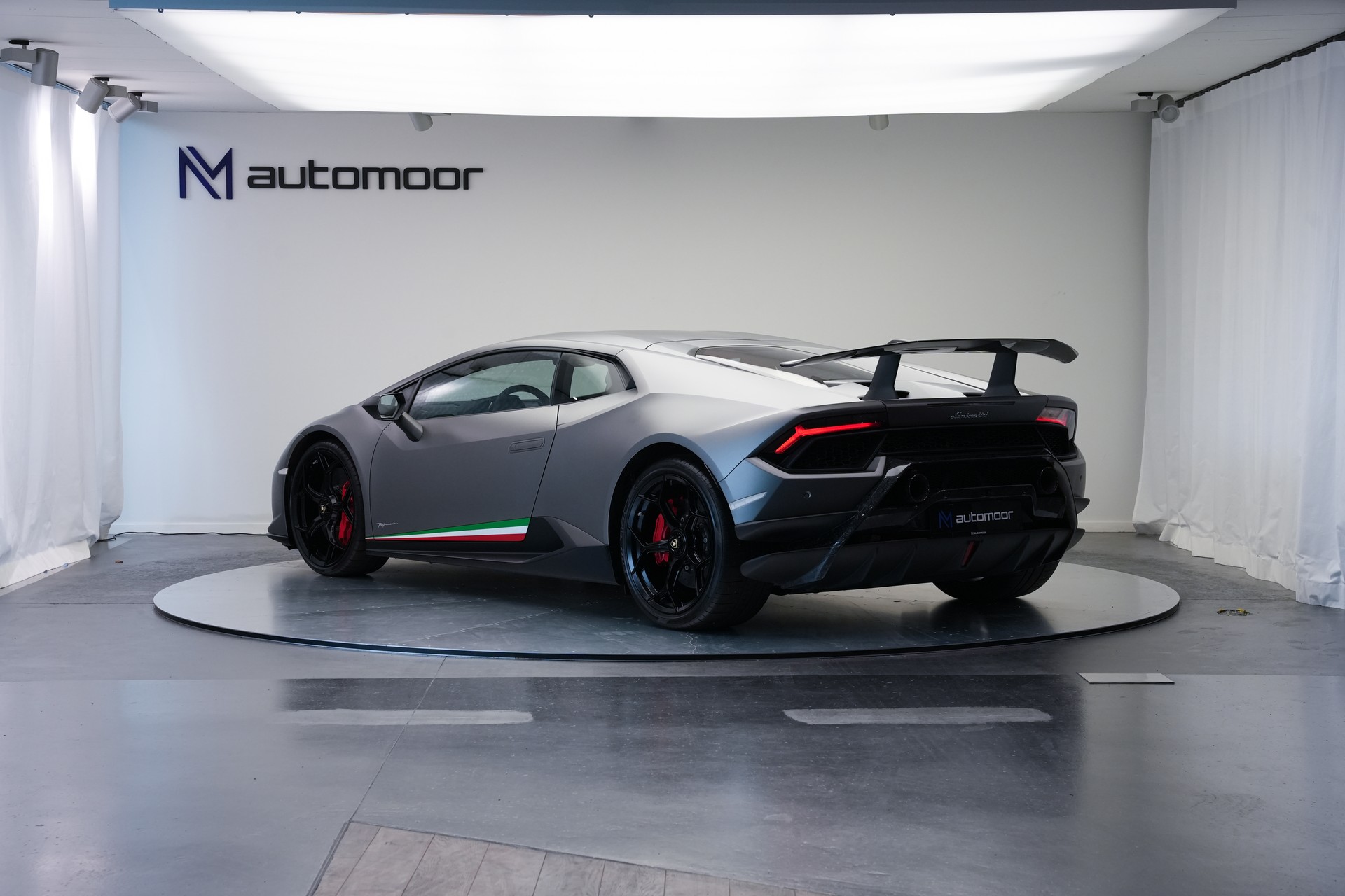 LAMBORGHINI Huracan LP640-4 Coupé Performante DCT *grigio titans* *Sensonum*-image-6