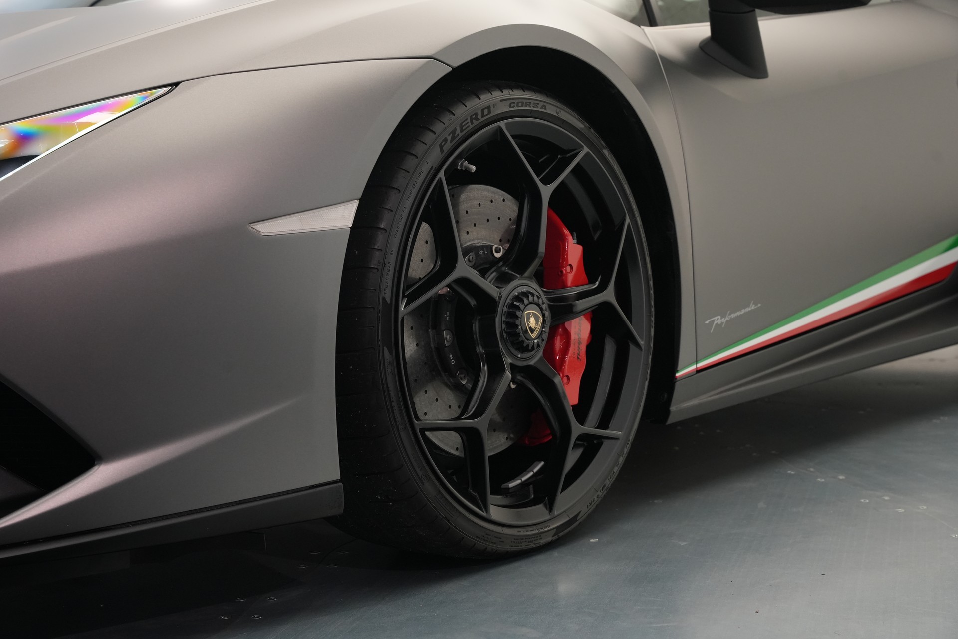 LAMBORGHINI Huracan LP640-4 Coupé Performante DCT *grigio titans* *Sensonum*-image-48