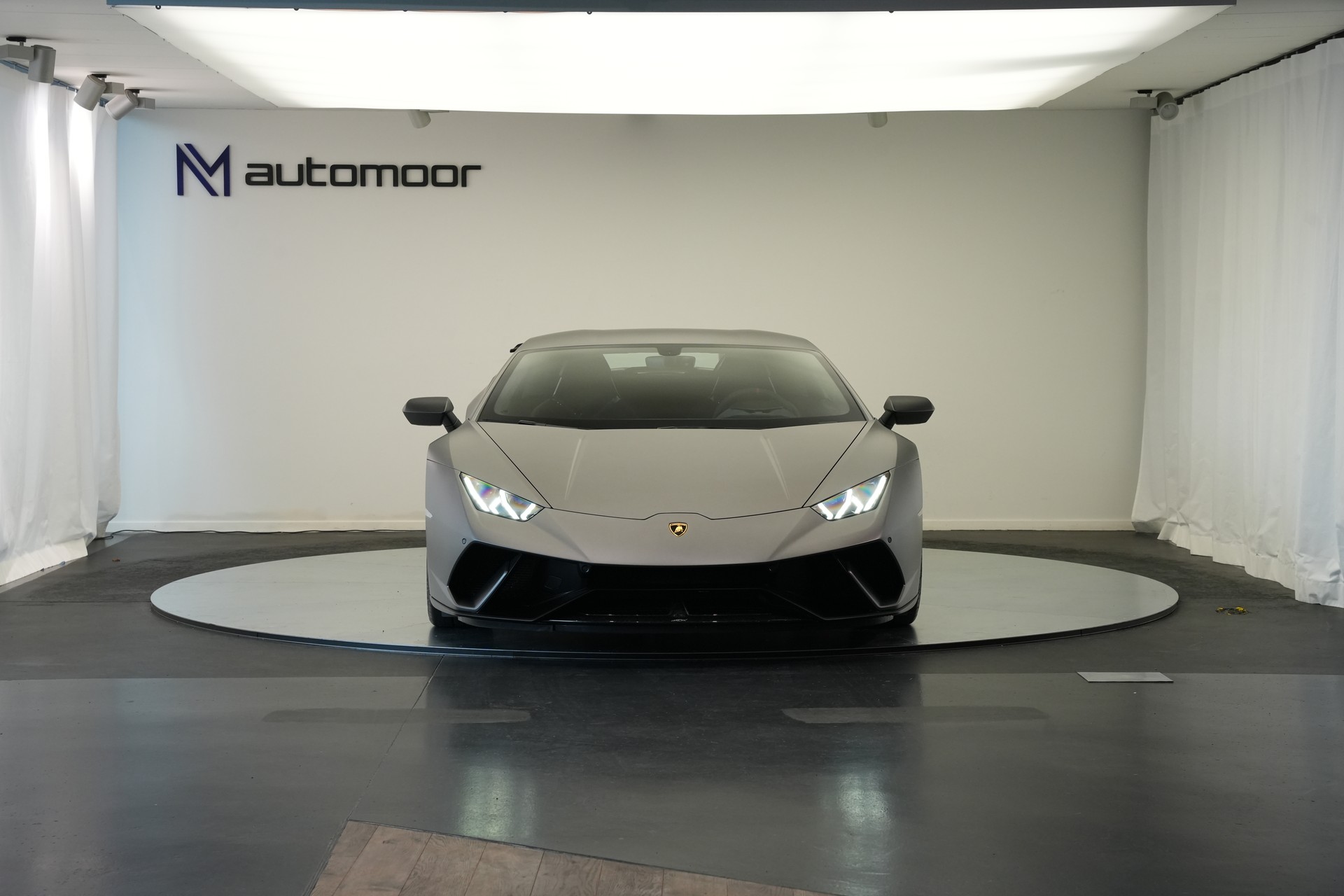 LAMBORGHINI Huracan LP640-4 Coupé Performante DCT *grigio titans* *Sensonum*-showroom-element-1