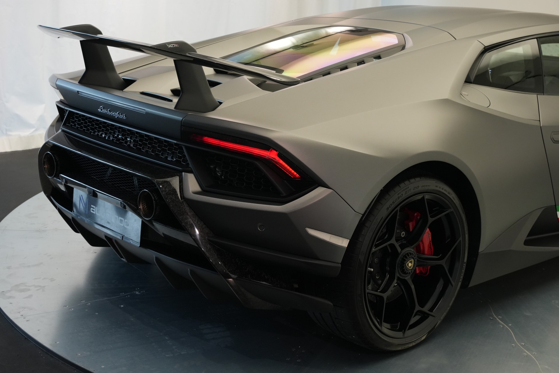 LAMBORGHINI Huracan LP640-4 Coupé Performante DCT *grigio titans* *Sensonum*-image-38