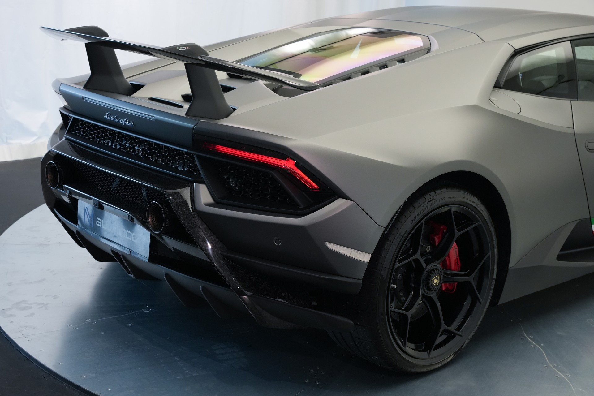 LAMBORGHINI Huracan LP640-4 Coupé Performante DCT *grigio titans* *Sensonum*-image-41