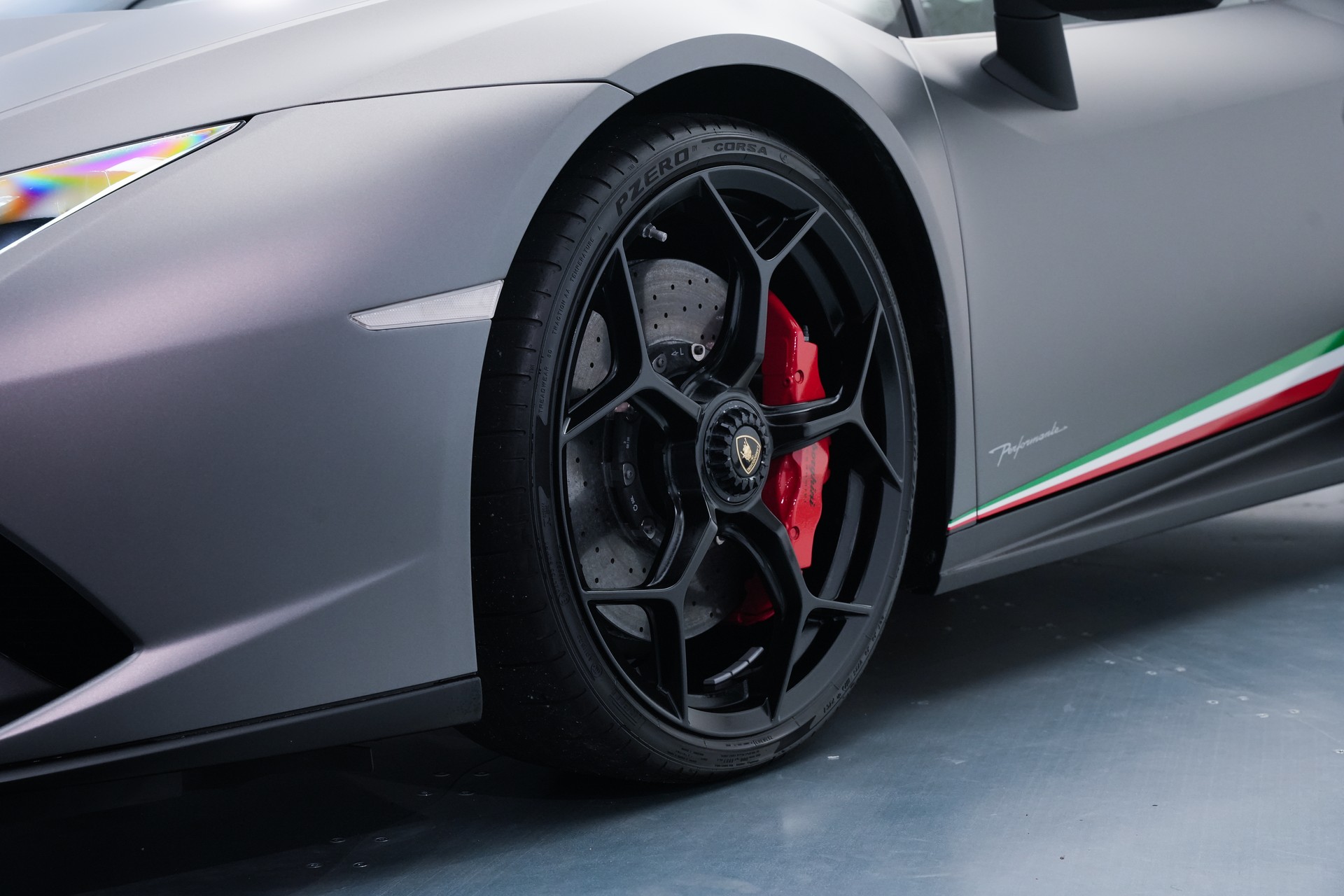 LAMBORGHINI Huracan LP640-4 Coupé Performante DCT *grigio titans* *Sensonum*-image-51