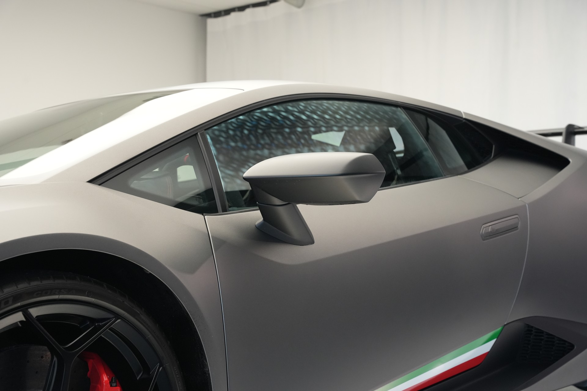 LAMBORGHINI Huracan LP640-4 Coupé Performante DCT *grigio titans* *Sensonum*-image-42