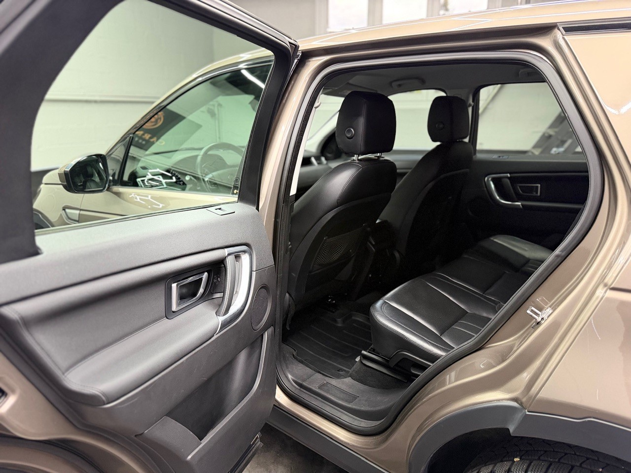LAND ROVER Discovery Sport 2.2SD4 HSE AT9 | 4x4-image-13