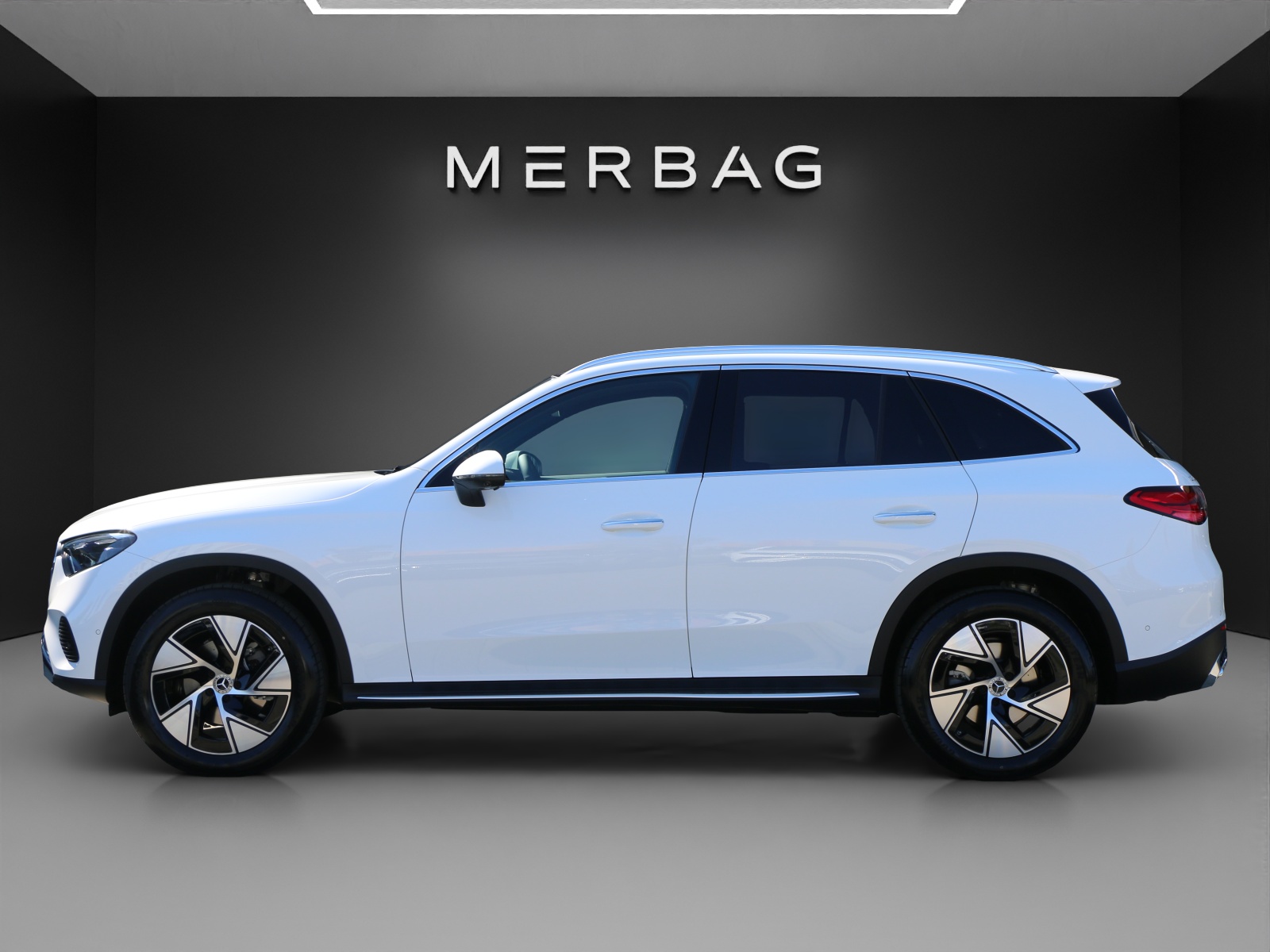 MERCEDES-BENZ GLC 200 d 4M 9G-Tronic-image-2