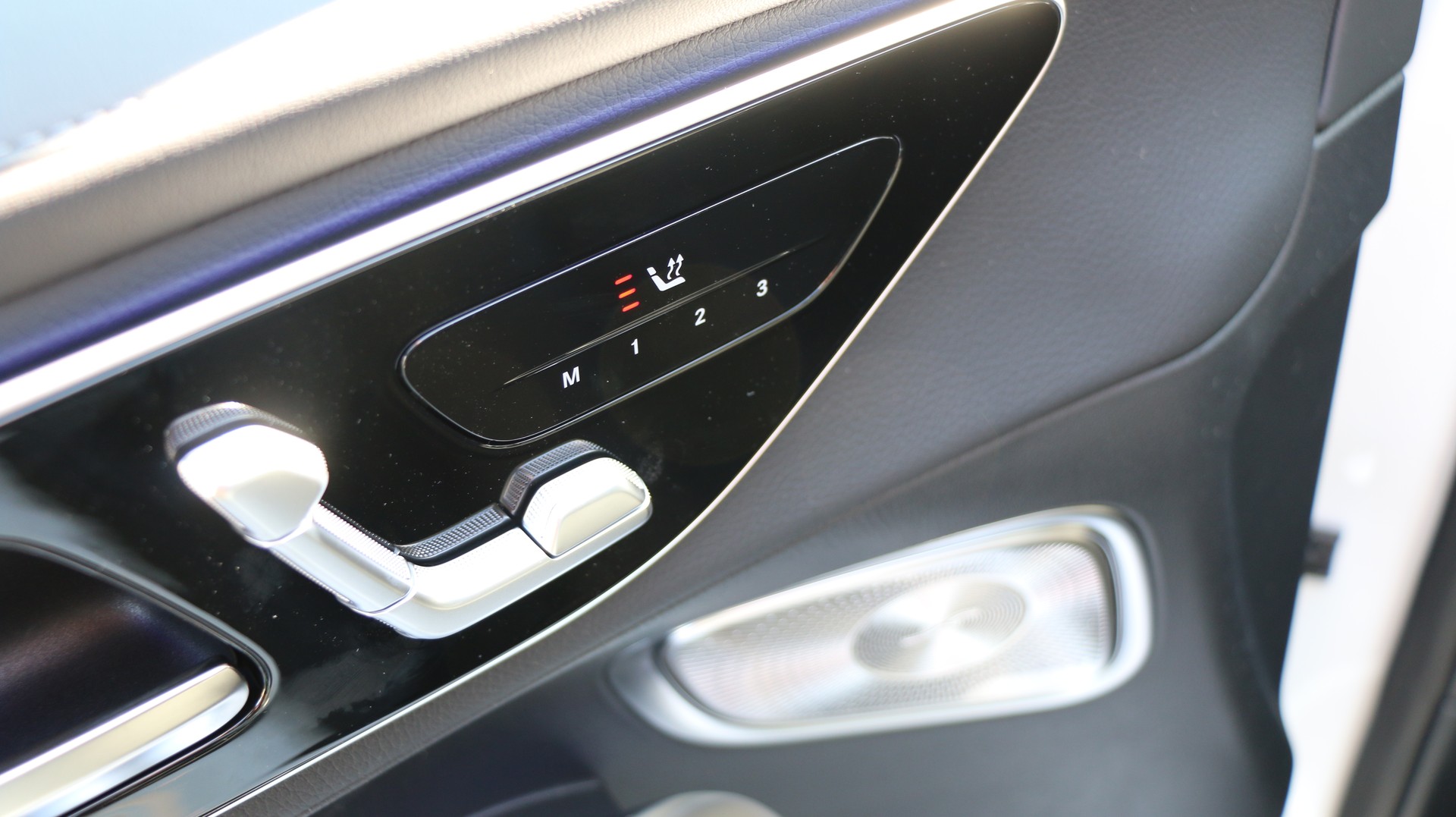 MERCEDES-BENZ GLC 200 d 4M 9G-Tronic-image-12