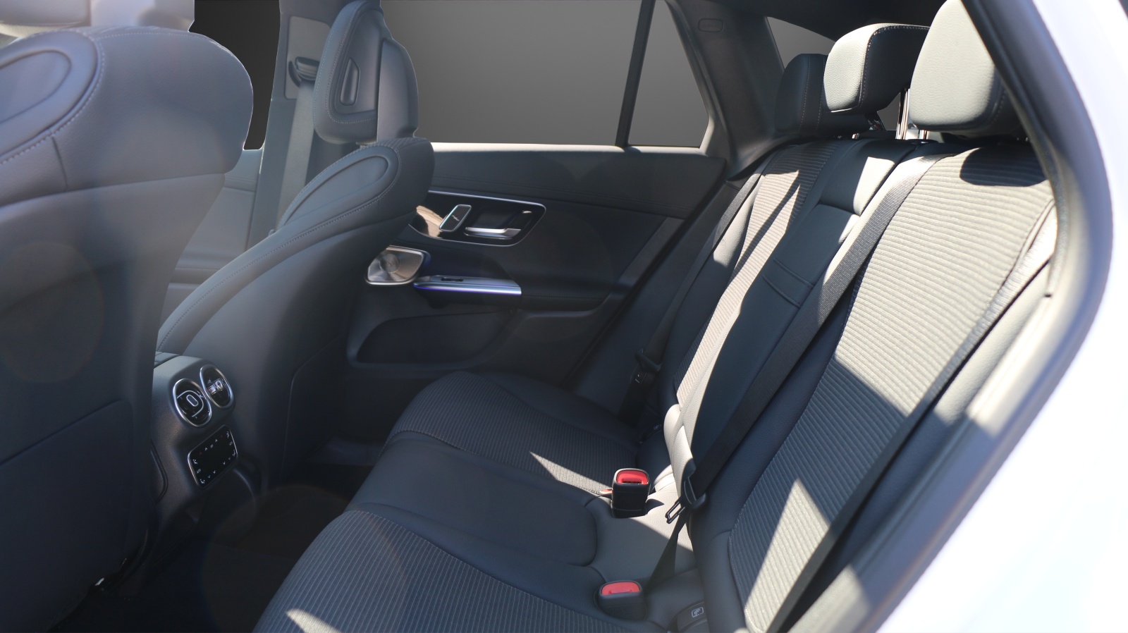 MERCEDES-BENZ GLC 200 d 4M 9G-Tronic-image-10