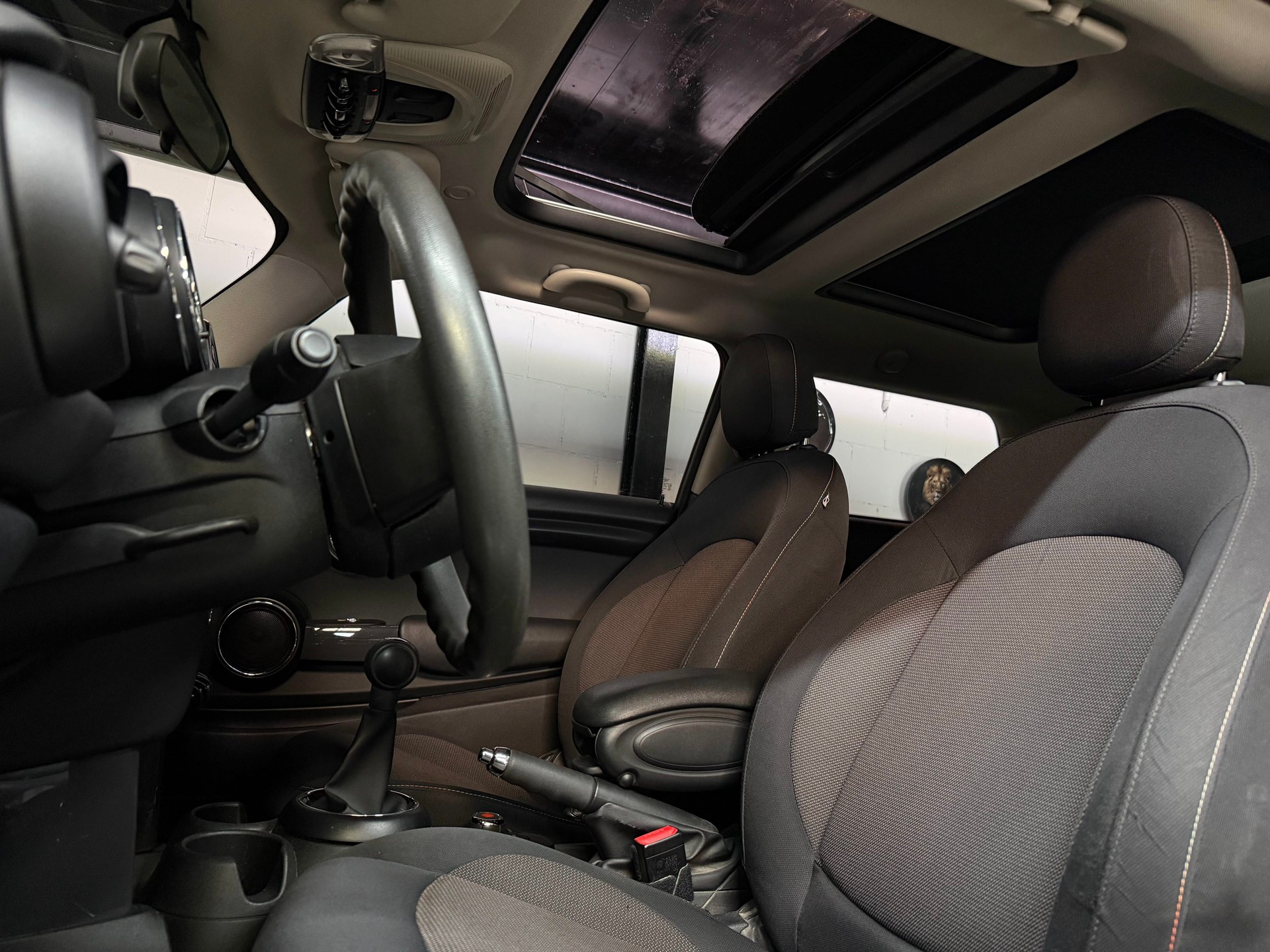MINI Cooper-image-12