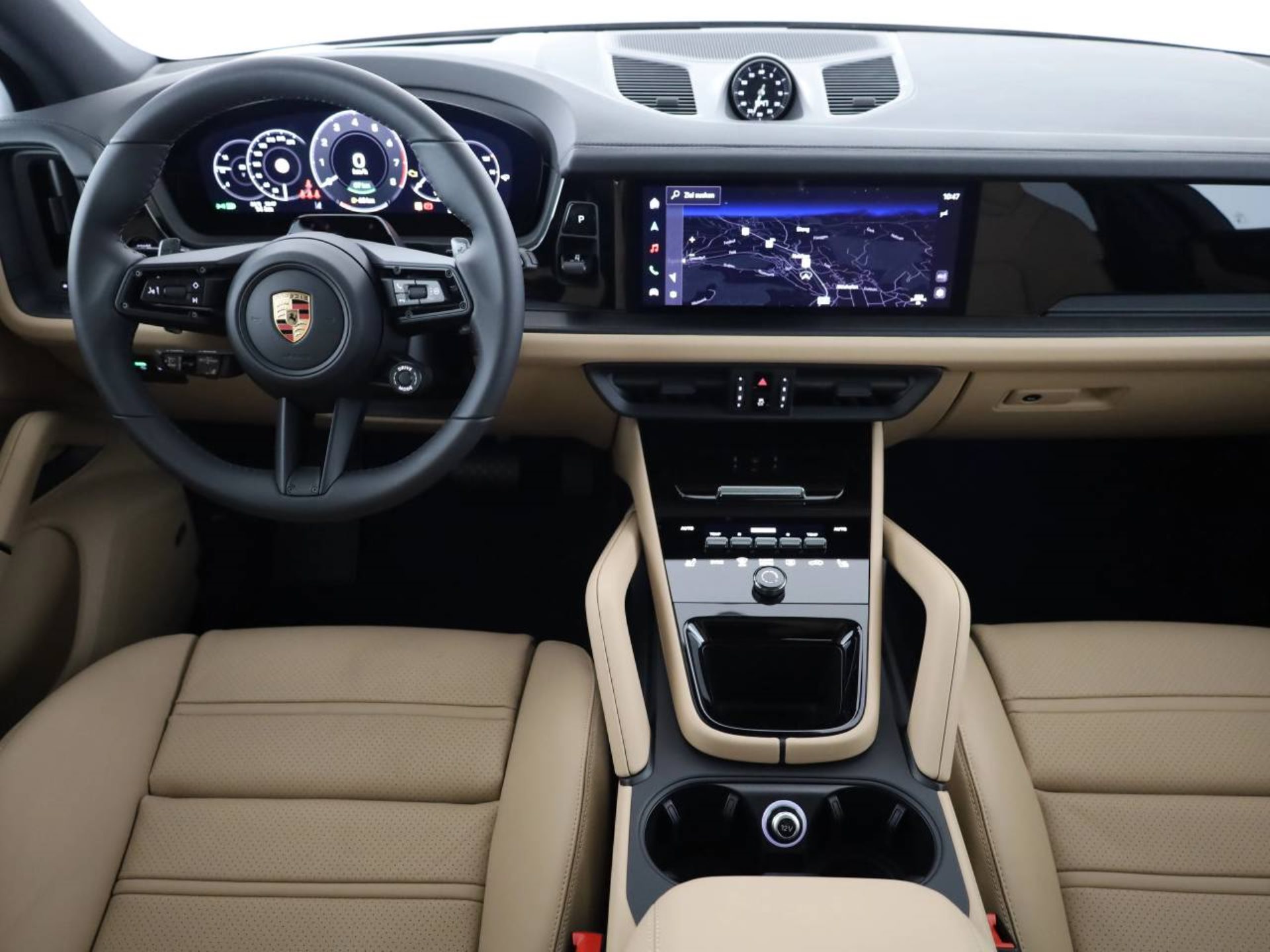PORSCHE Cayenne E-Hybrid Black Edition-image-17