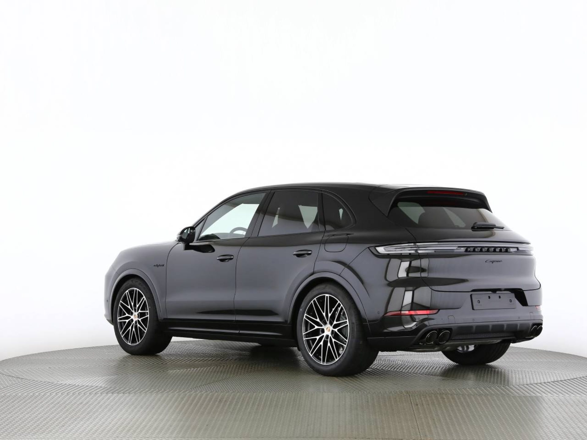 PORSCHE Cayenne E-Hybrid Black Edition-image-6