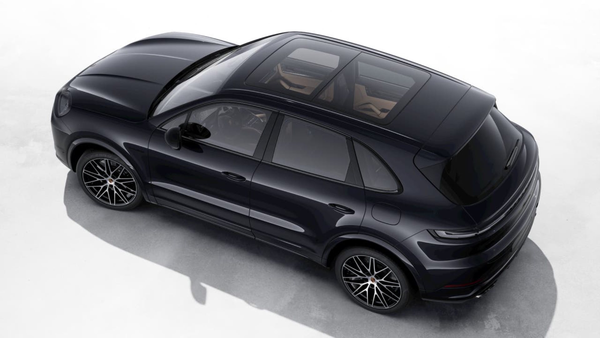PORSCHE Cayenne E-Hybrid Black Edition-showroom-element-3