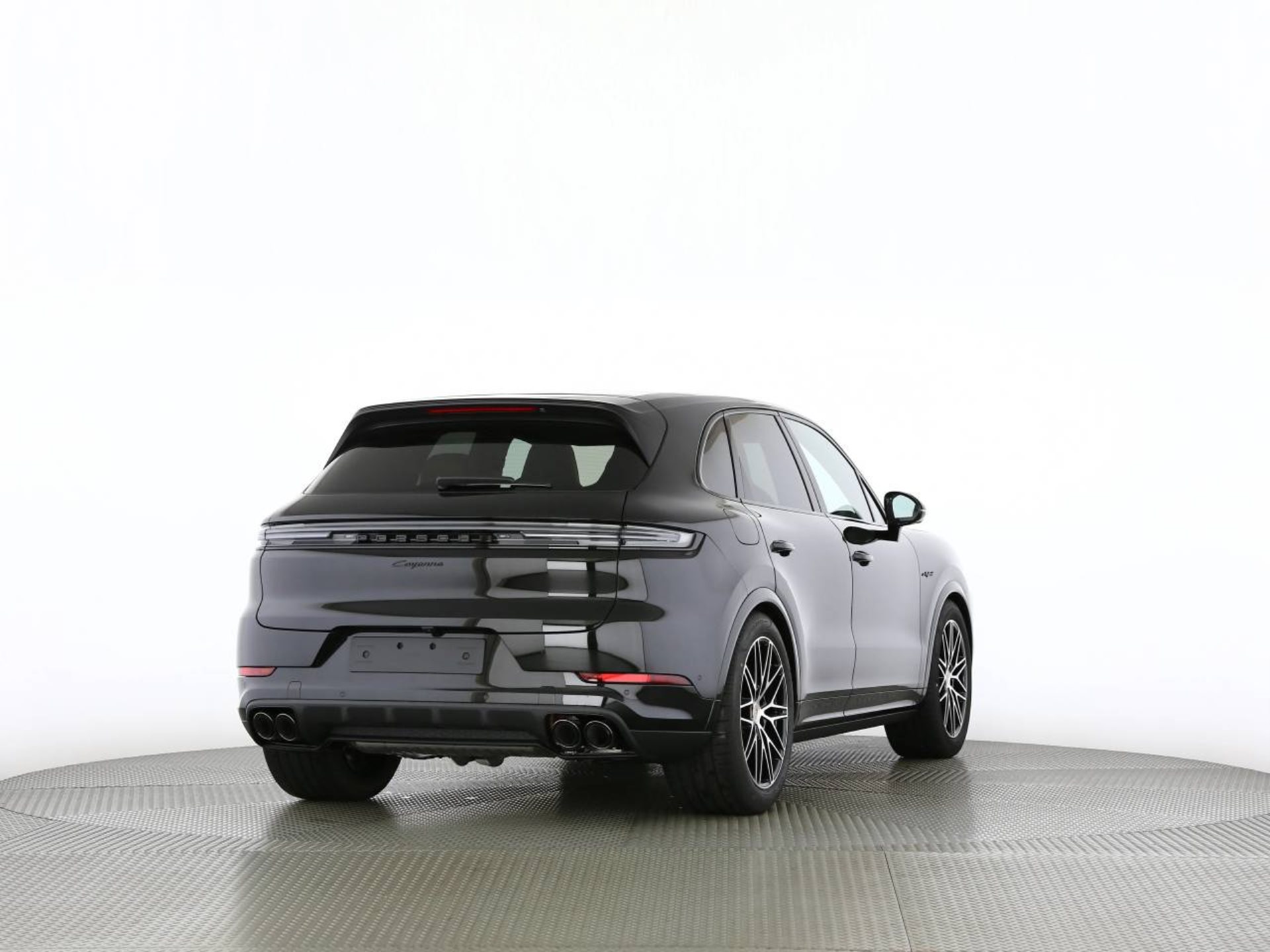 PORSCHE Cayenne E-Hybrid Black Edition-showroom-element-2