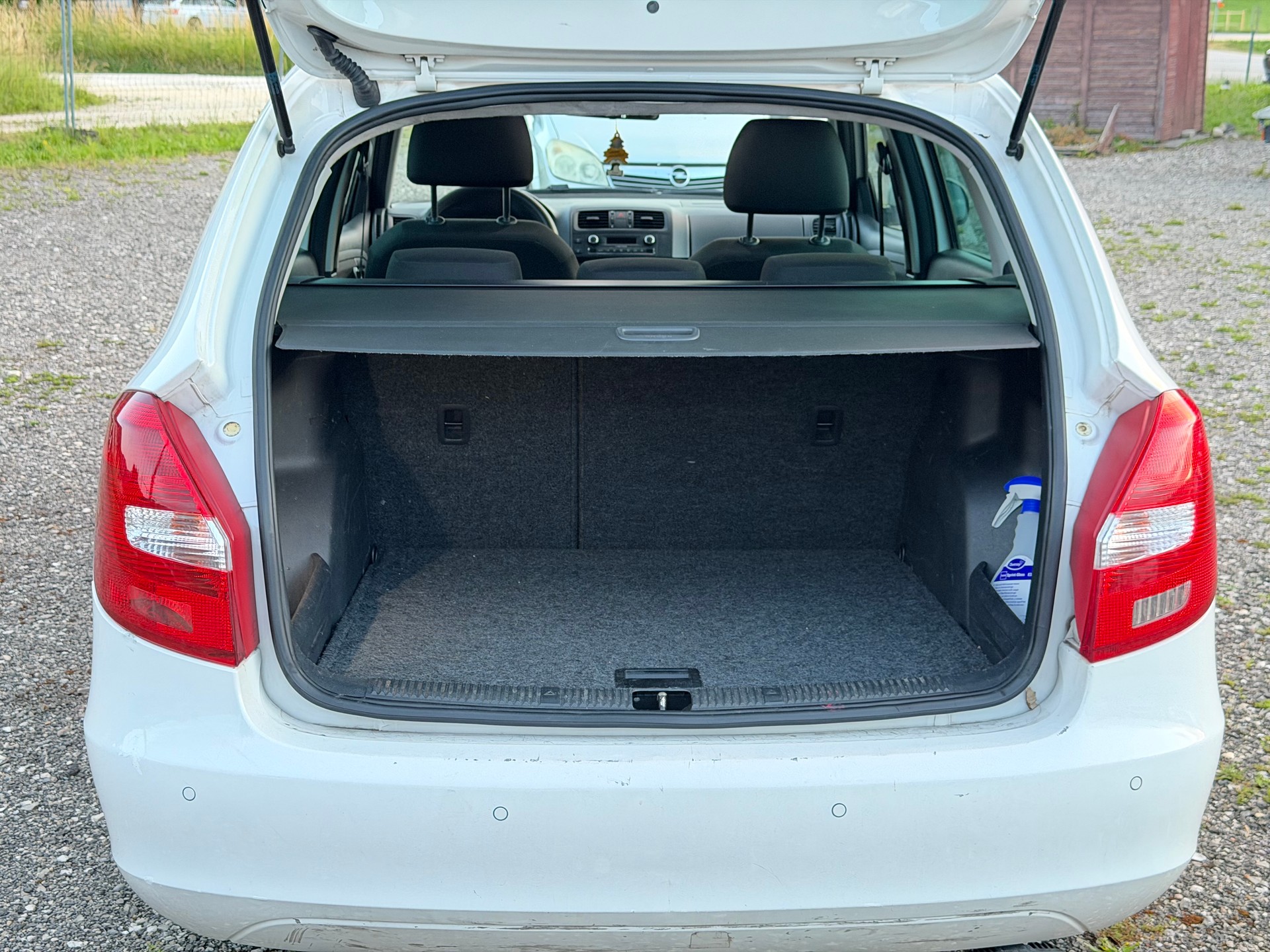 SKODA 1.6-image-6