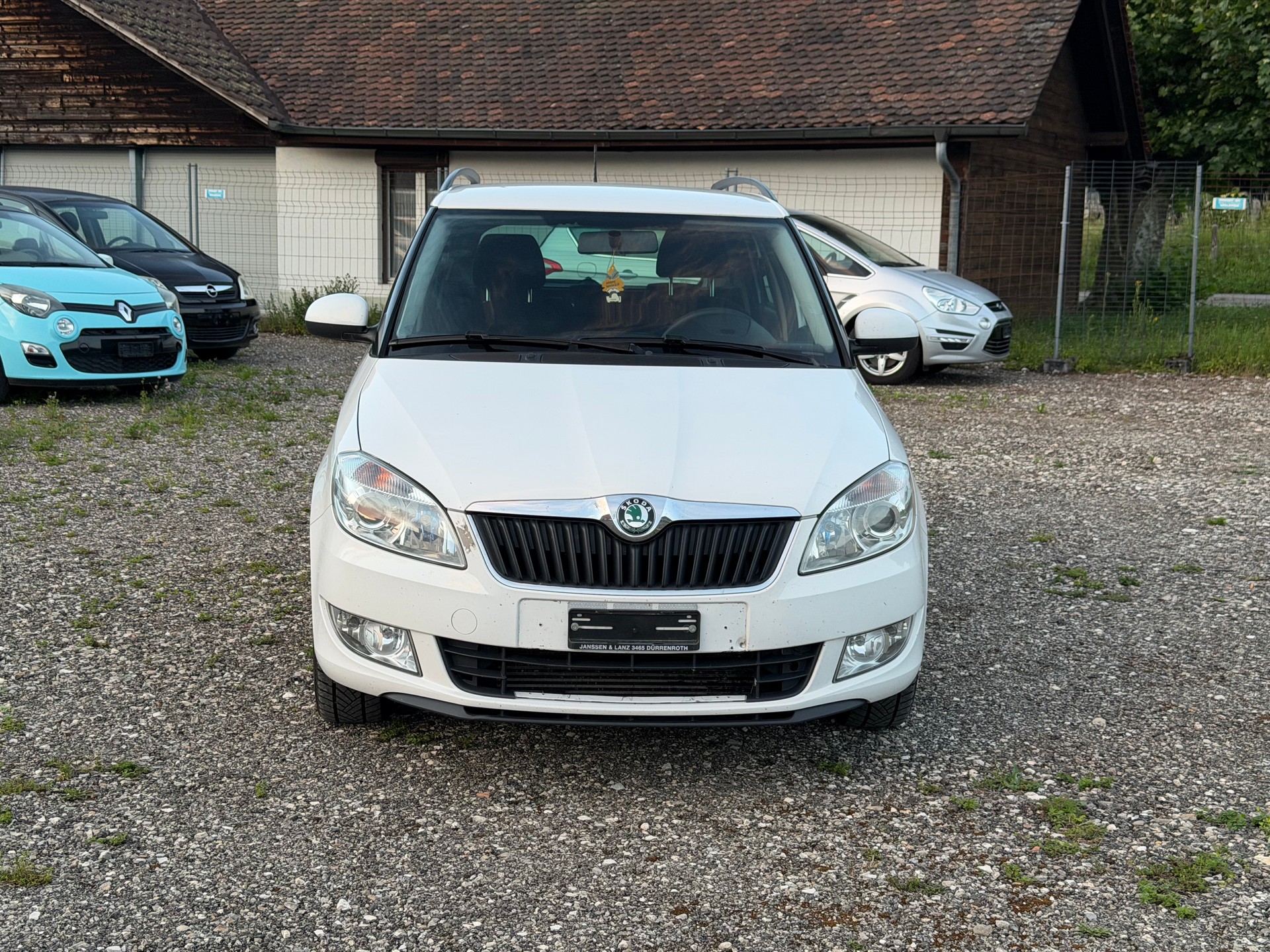 SKODA 1.6-image-2