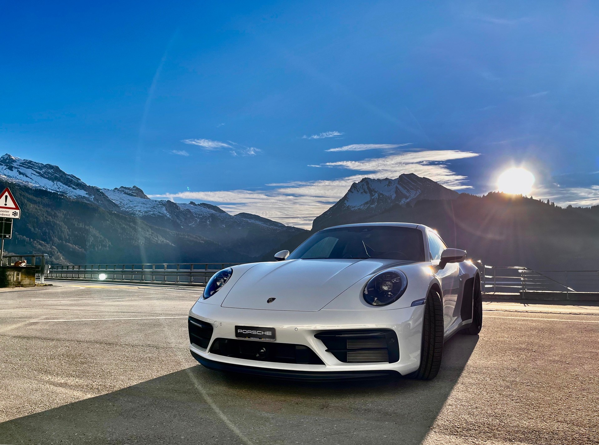 PORSCHE 3.0 Carrera 4 GTS PDK-image-3