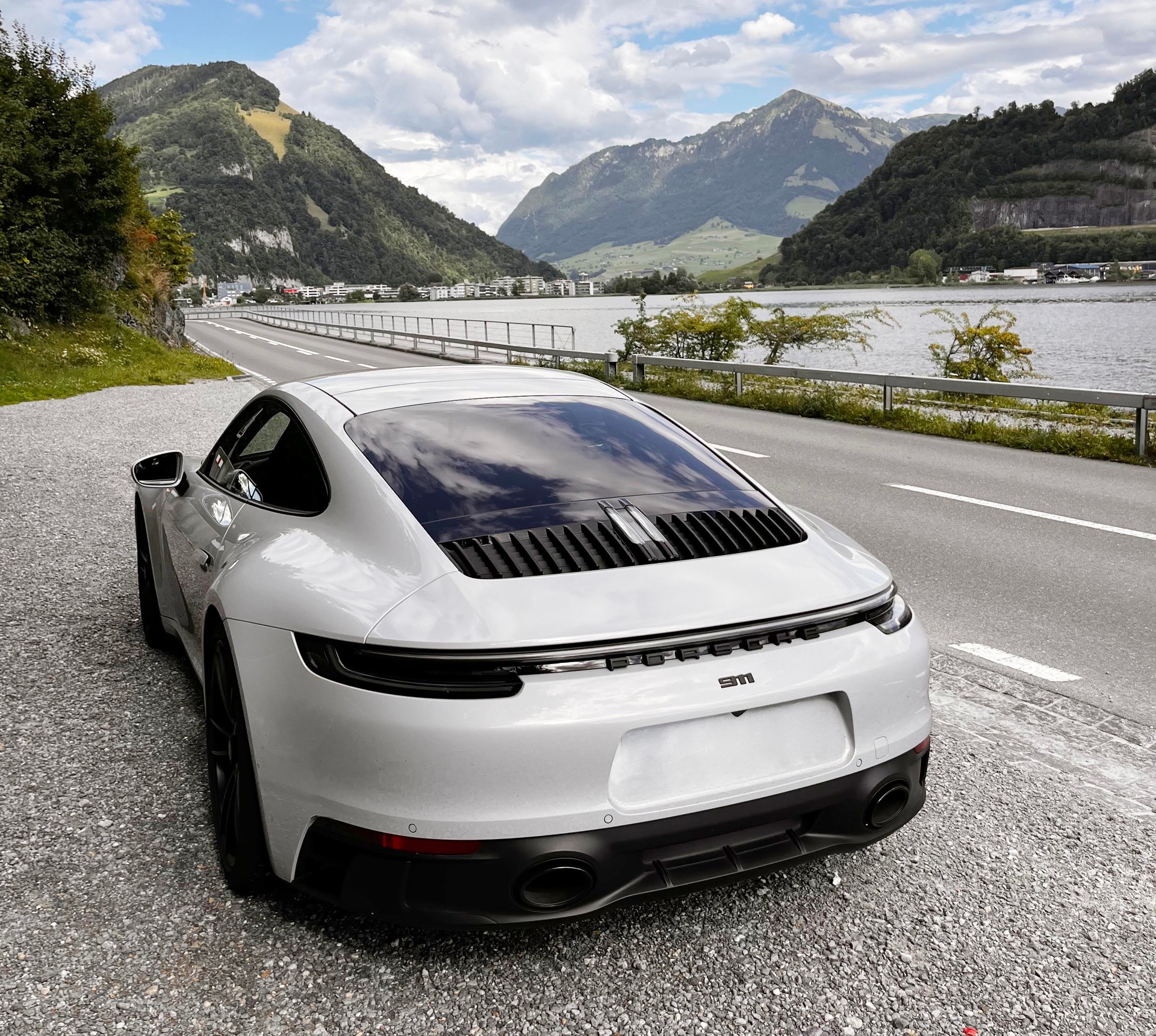 PORSCHE 3.0 Carrera 4 GTS PDK-image-1