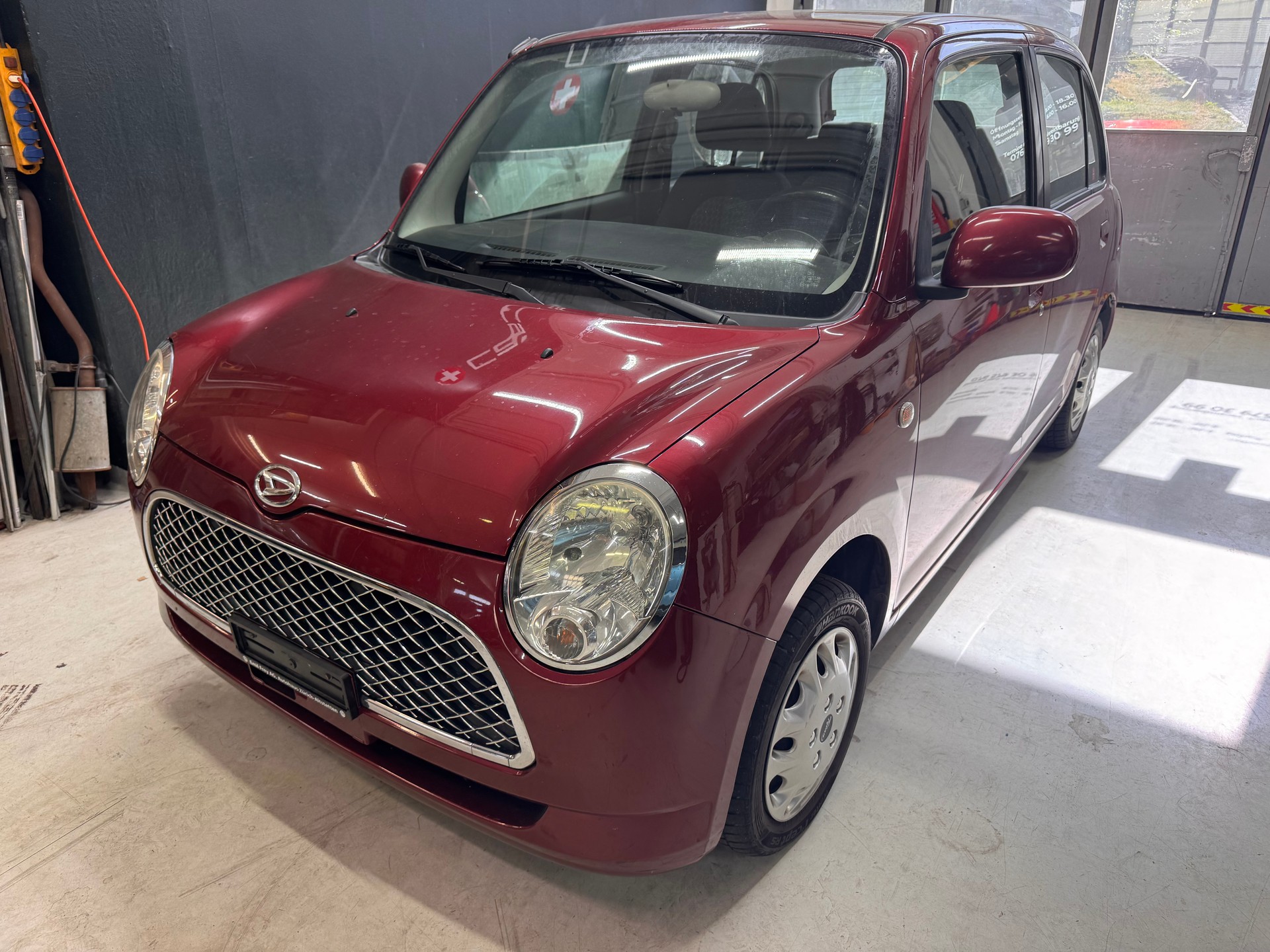 DAIHATSU Trevis 1.0-image-0