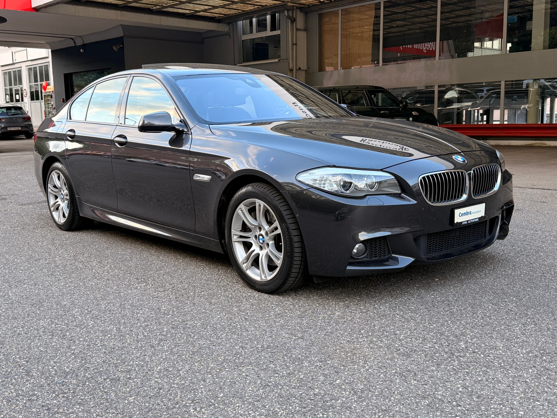 BMW 535d xDrive Steptronic M-PAKET-image-2