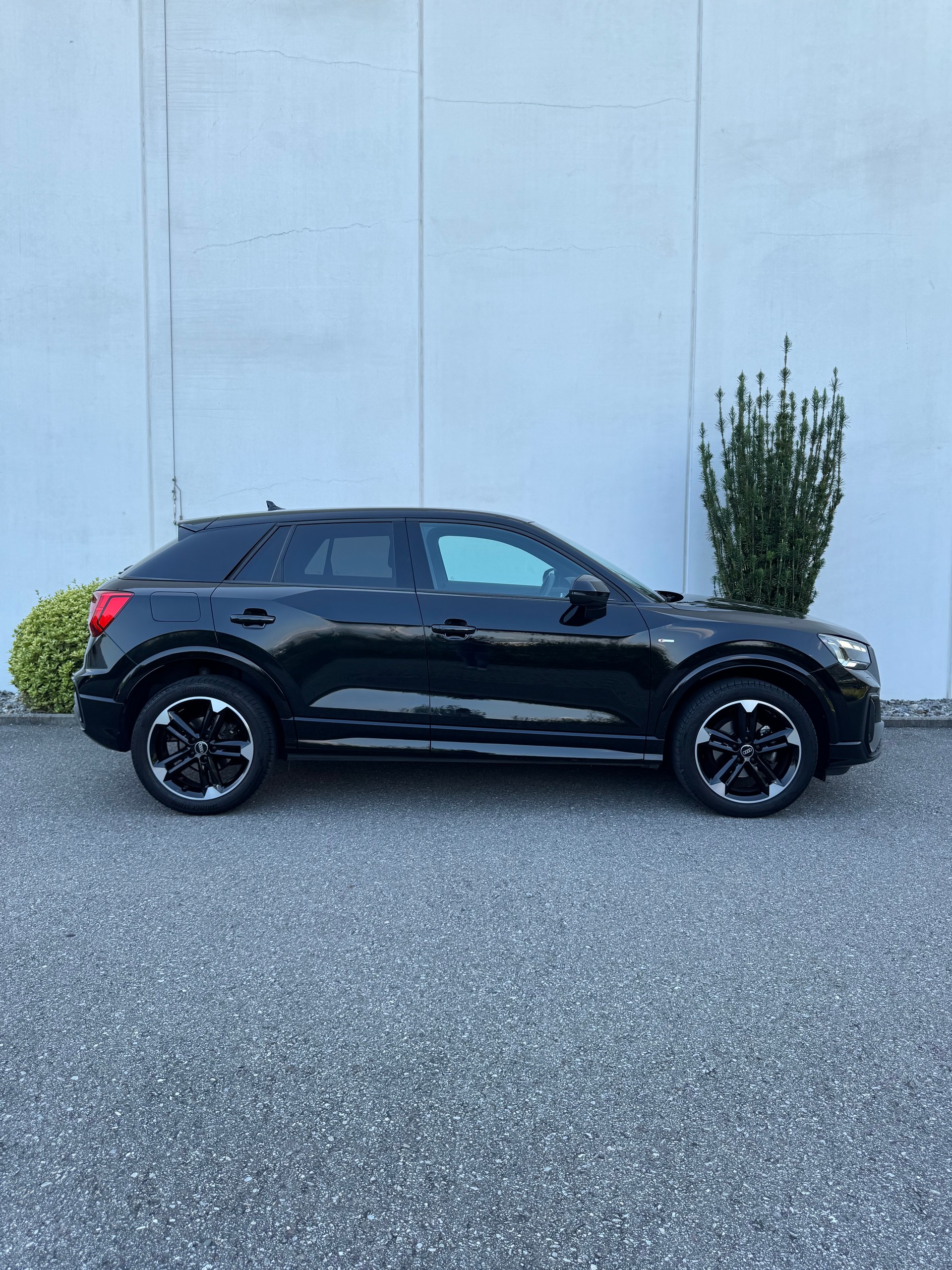 AUDI Q2 35 TFSI S line S-tronic *LEASING AB CHF 375.–/ 0.– ANZAHLUNG*-image-2