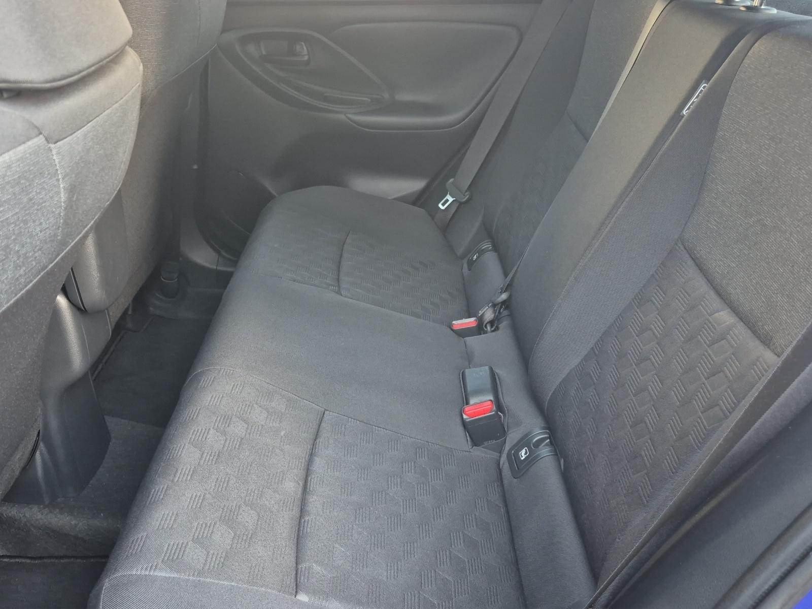 TOYOTA Yaris 1.5 VVT-i HSD Trend-image-14