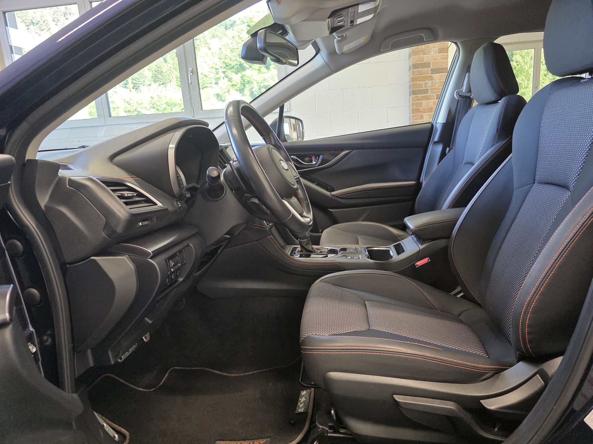 SUBARU XV 2.0 Swiss Plus AWD Lineartronic-image-7
