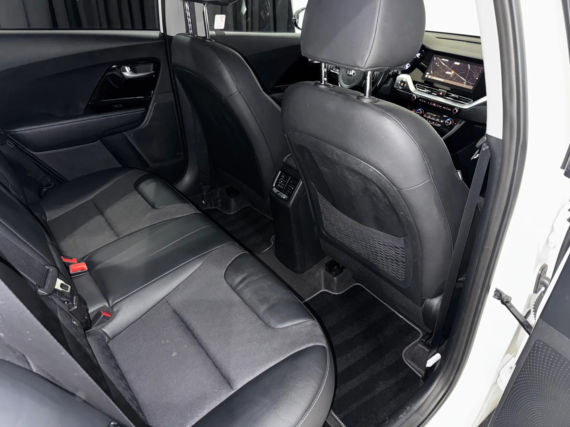 KIA KIA Niro 1.6GDi Hybrid Power DCT | 1.Hand | Werksgarantie |-image-13