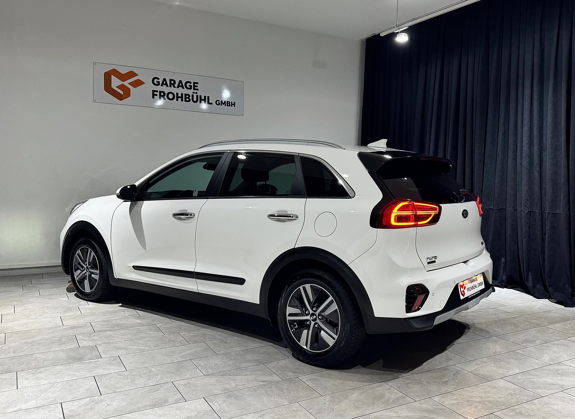 KIA KIA Niro 1.6GDi Hybrid Power DCT | 1.Hand | Werksgarantie |-image-6
