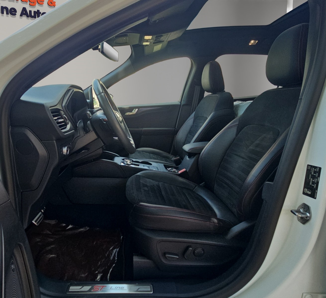 FORD Kuga 2.0 TDCi EcoBlue ST-Line X 4WD-image-8