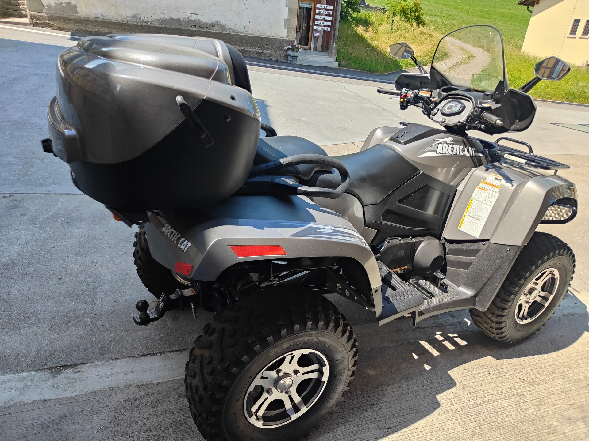 ARCTIC CAT 1000 TRV H2 EFI Cruiser A-image-3