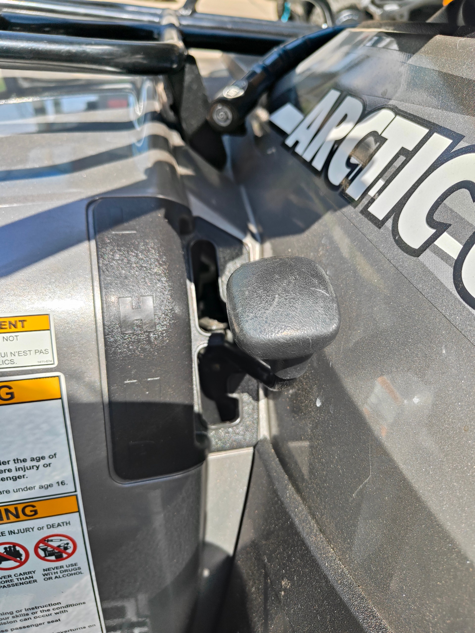ARCTIC CAT 1000 TRV H2 EFI Cruiser A-image-13