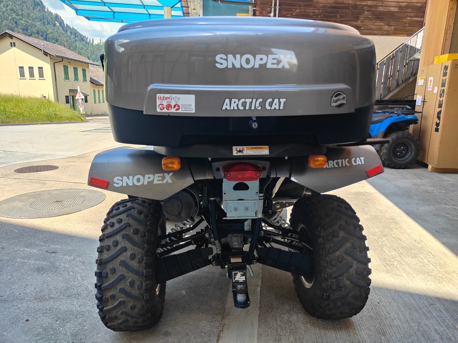 ARCTIC CAT 1000 TRV H2 EFI Cruiser A-image-4