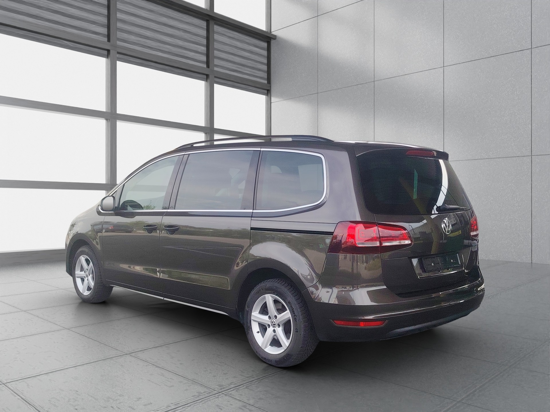 VW Sharan 2.0 TDI BMT Highline 4Motion-image-3