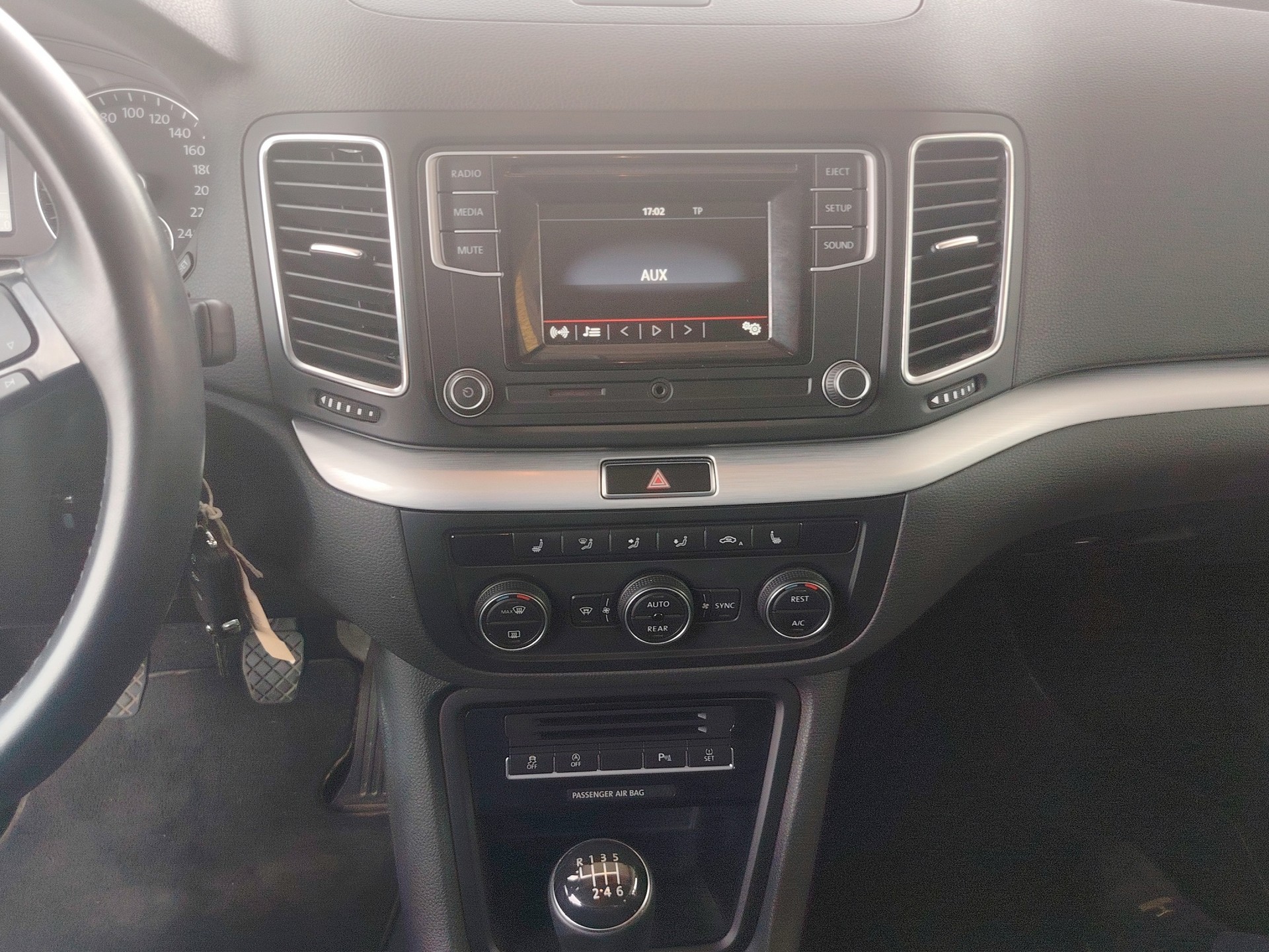 VW Sharan 2.0 TDI BMT Highline 4Motion-image-11