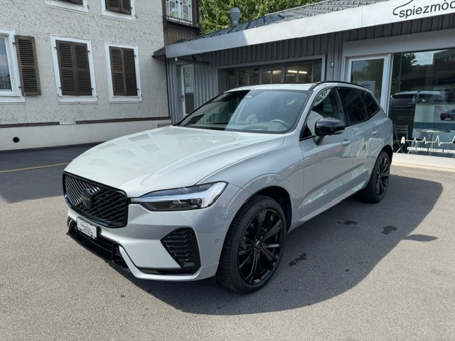 VOLVO XC60 2.0 B5 MH Black Edition AWD-image-5