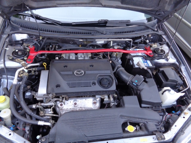 MAZDA 323 F 2.0i-16V GT-image-13