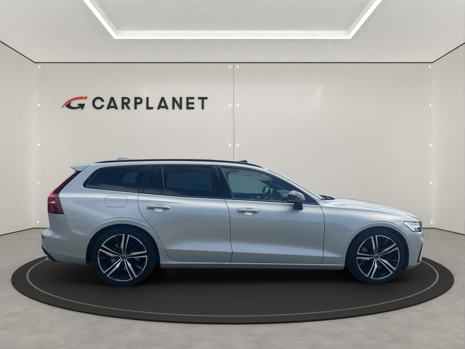 VOLVO V60 2.0 T5 R-Design-image-15