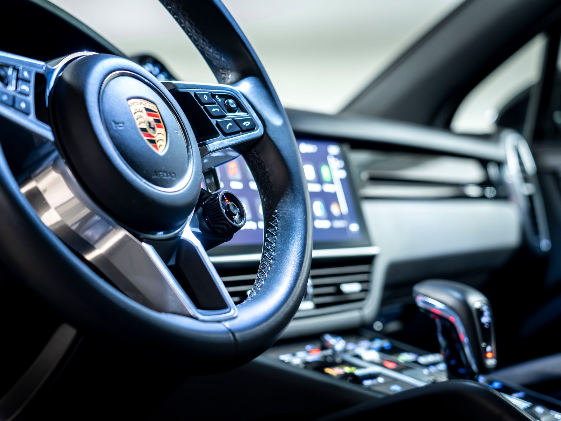 PORSCHE Cayenne E-Hybrid-image-16