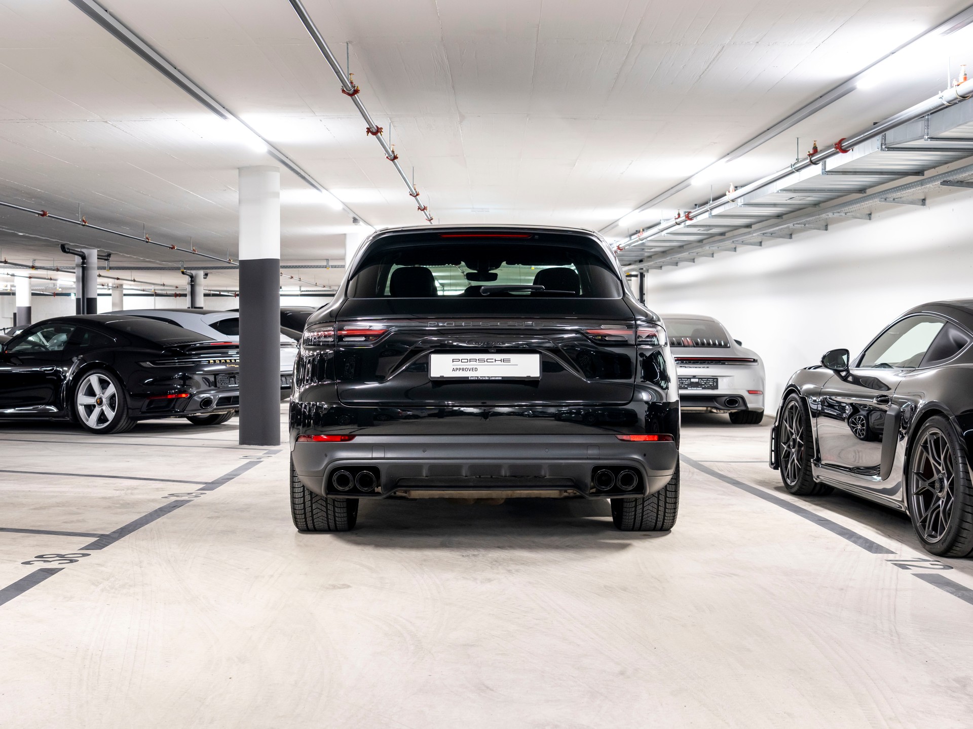 PORSCHE Cayenne E-Hybrid-image-4