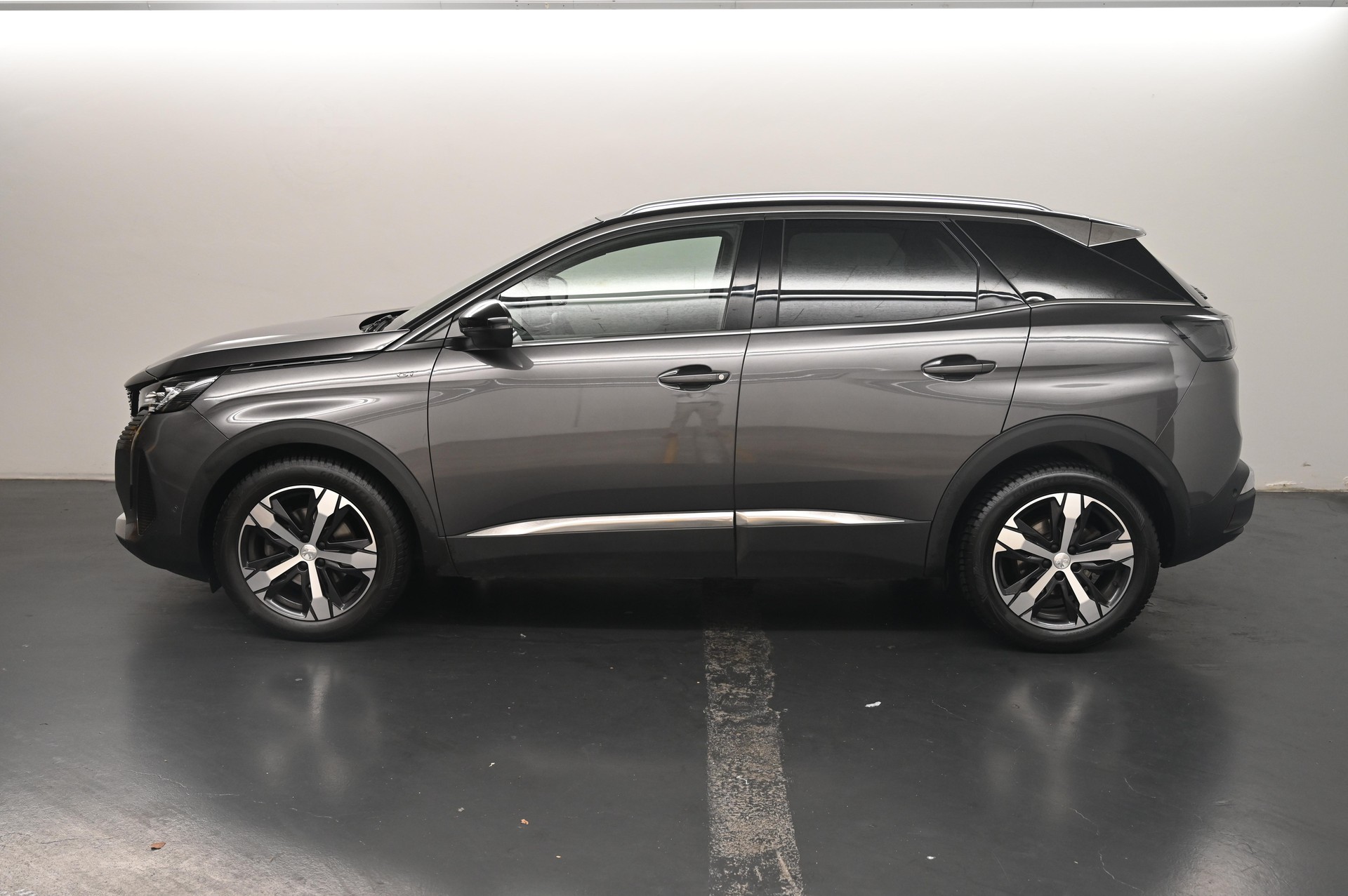 PEUGEOT 3008 1.2 PureTech GT Pack-image-2