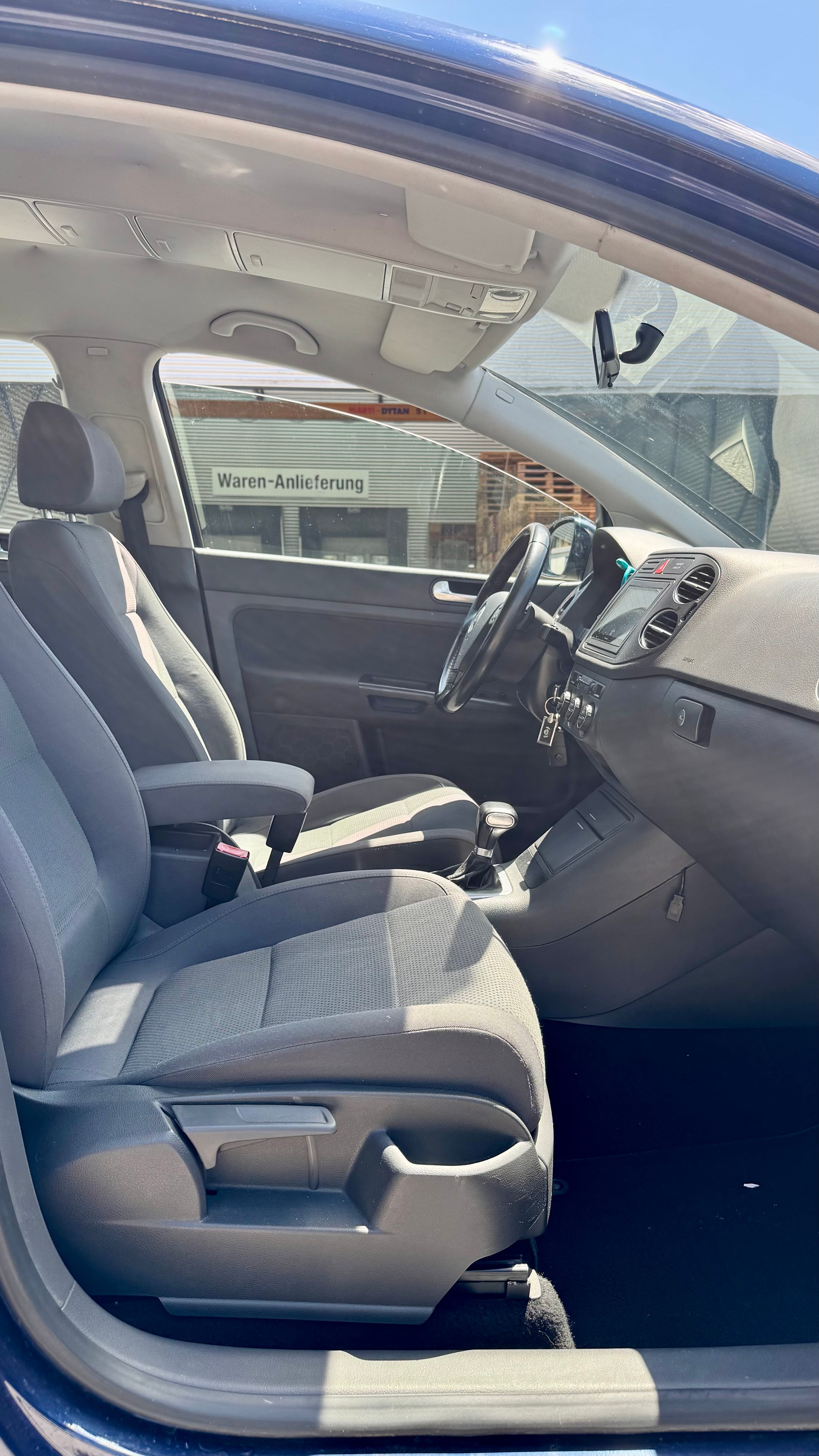 VW Golf Plus 2.0 TDI Sportline-image-11