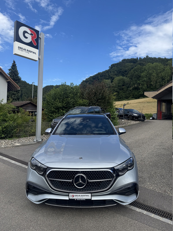 MERCEDES-BENZ E 220 d T 4Matic 9G-Tronic-image-1