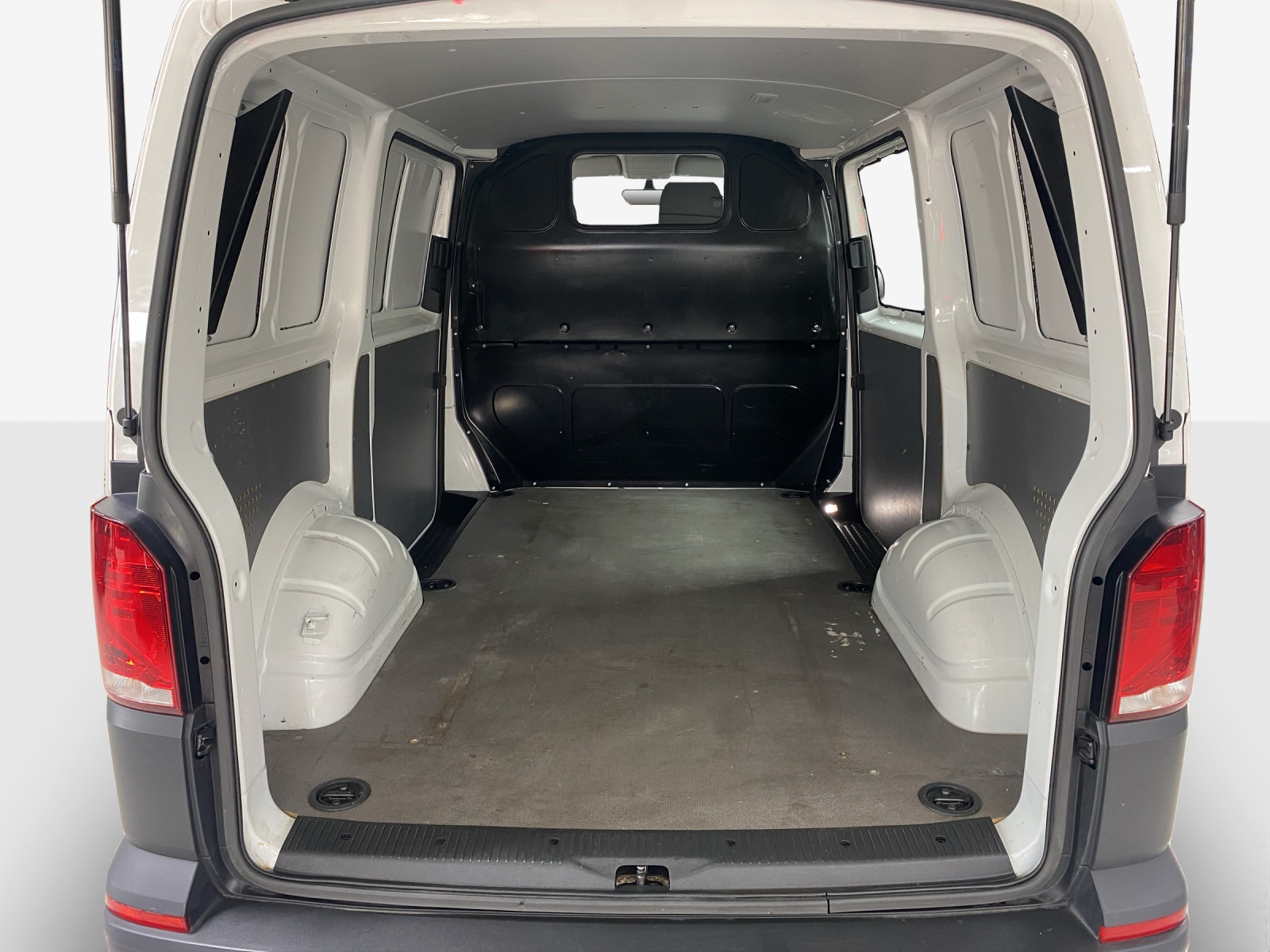 VW T6.1 2.0 TDI-image-12