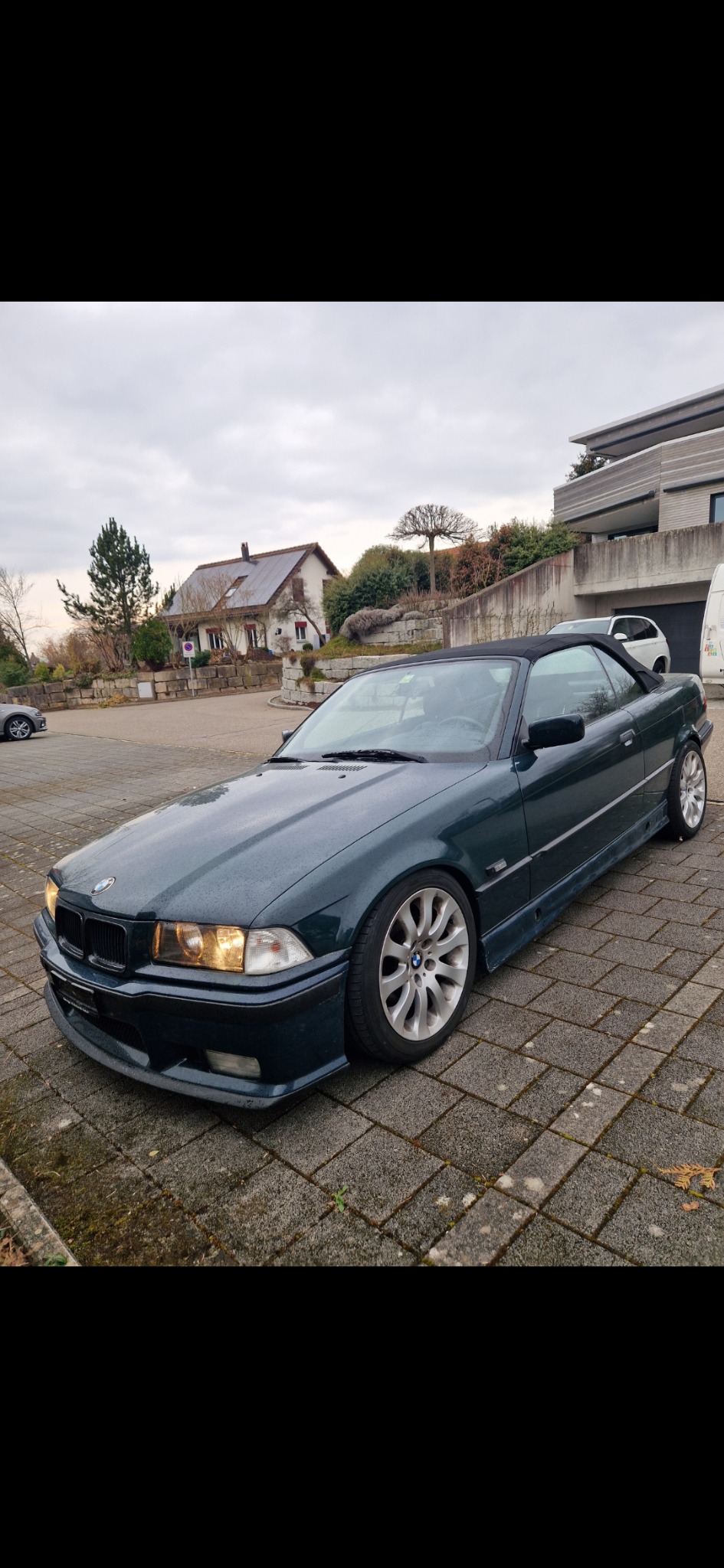 BMW 328i-image-2