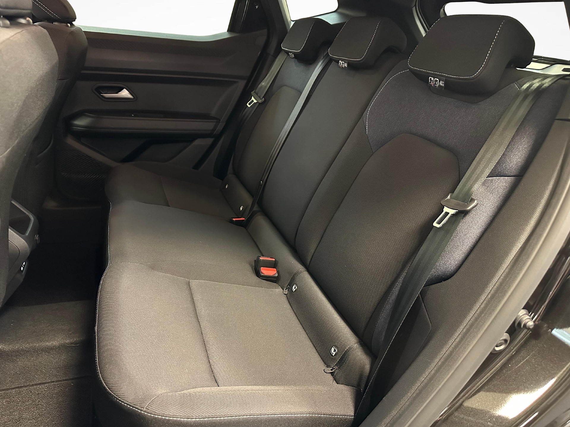 DACIA Duster 1.6 Hybrid Journey-image-9