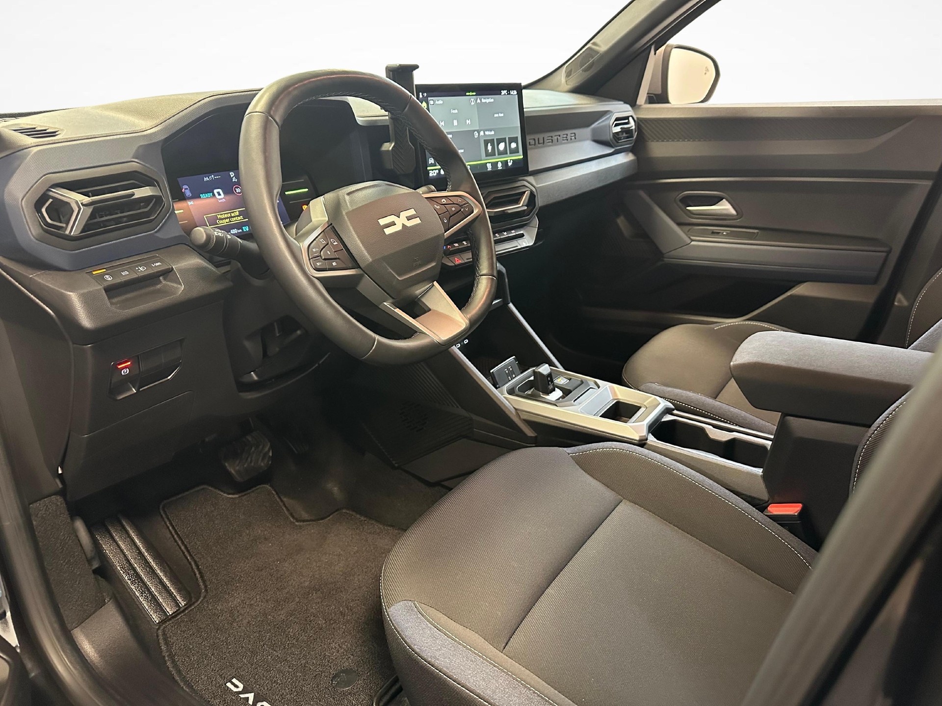 DACIA Duster 1.6 Hybrid Journey-showroom-element-3